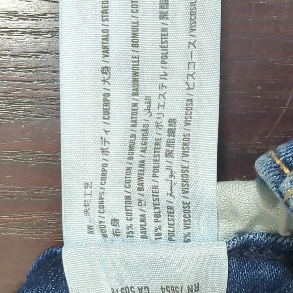 Hollister Low-Rise Boot Cut Jeans 3R - Picture 6 of 9
